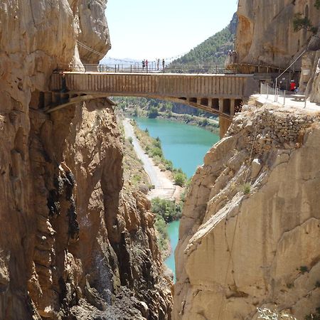 Atico Guadalhorce - Mirador Privado Con Barbacoa Y Solarium Lägenhet Alora Exteriör bild