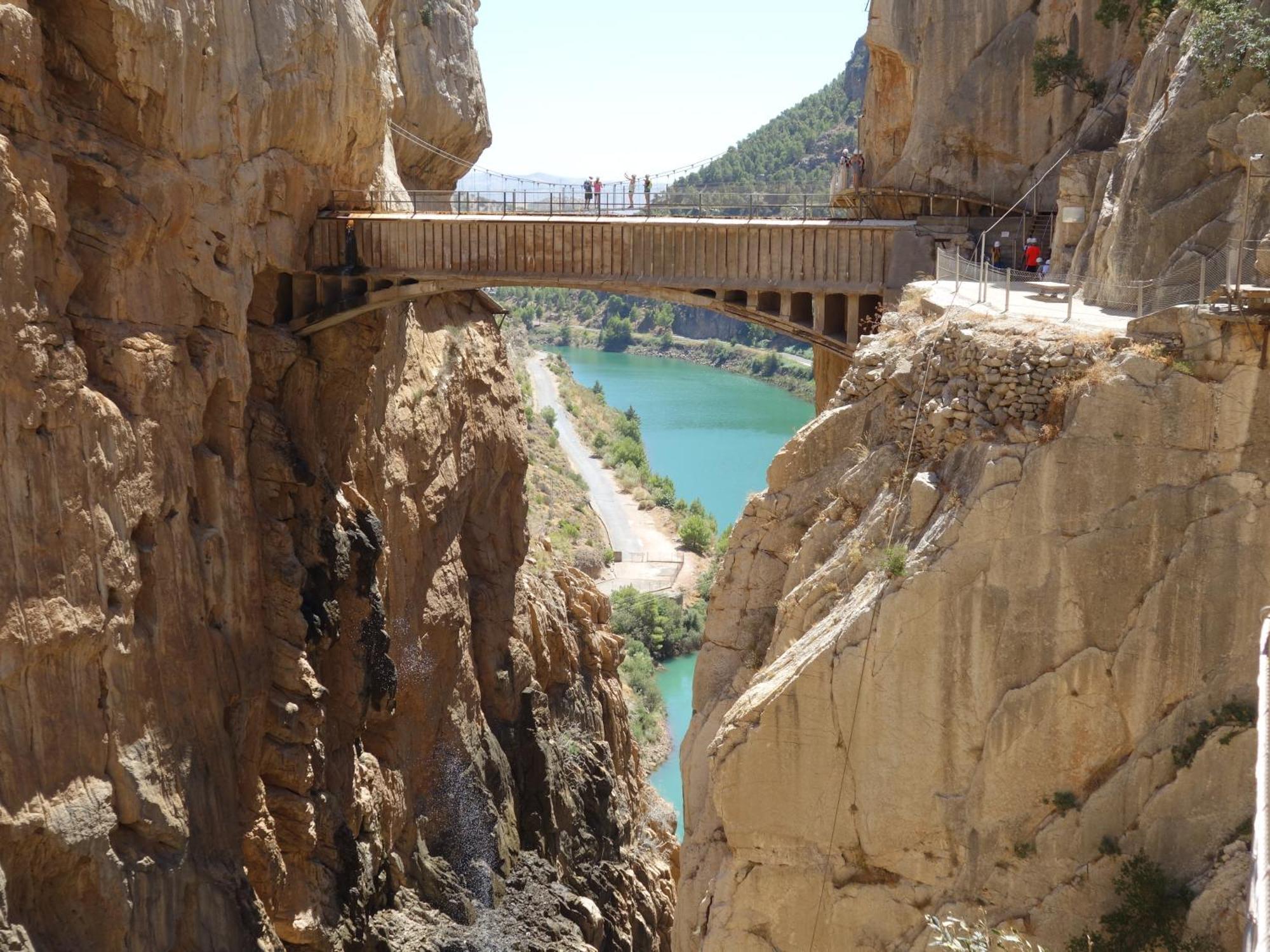Atico Guadalhorce - Mirador Privado Con Barbacoa Y Solarium Lägenhet Alora Exteriör bild